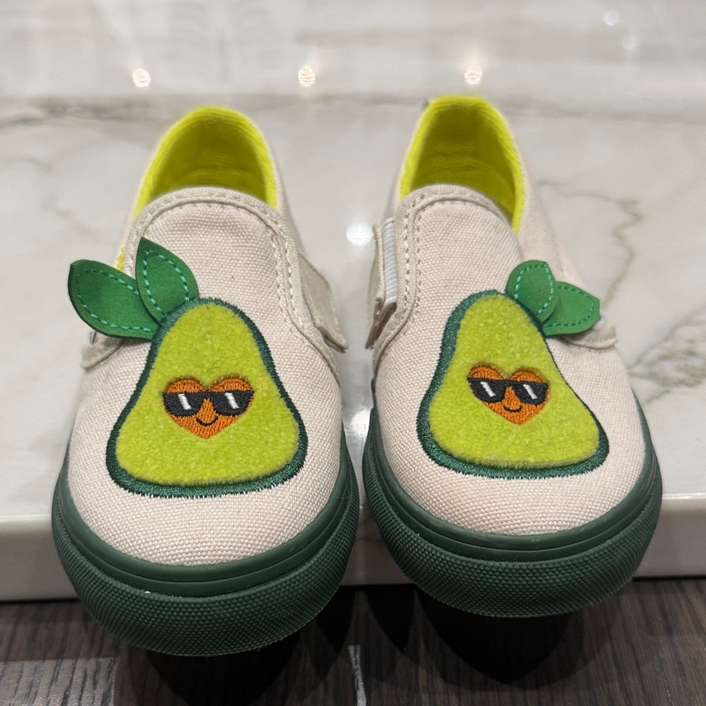Brand New Vans Avocado Kids Slip-On Shoes - Green and Cream